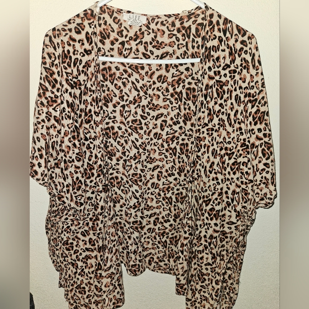 L.I.F.E. Love Is For Eternity Womans Sheer Cheetah Print Short Sleeve Size Xl